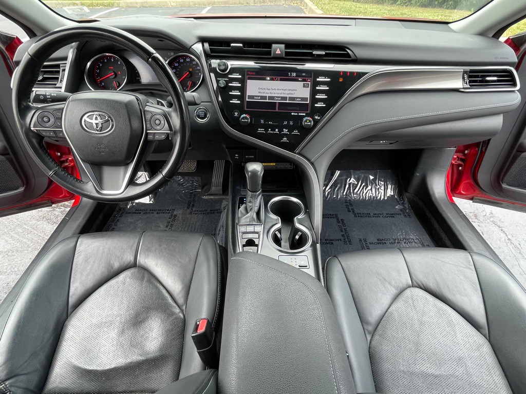 2019 Toyota Camry Image 13