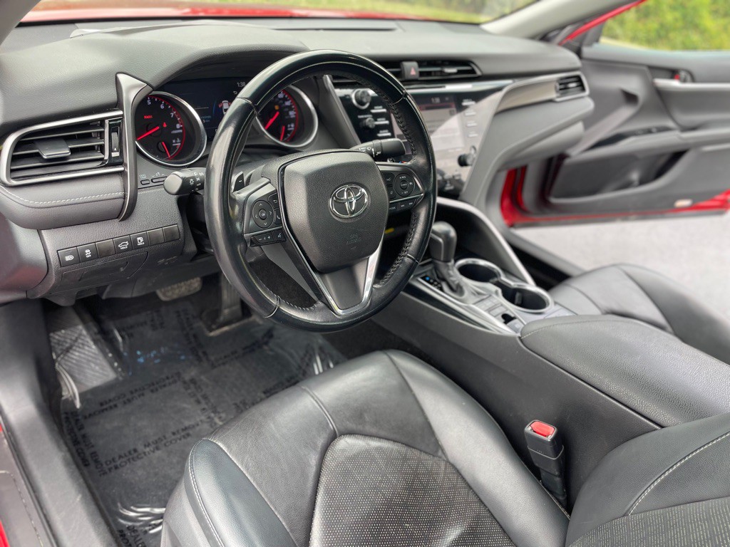 2019 Toyota Camry Image 15