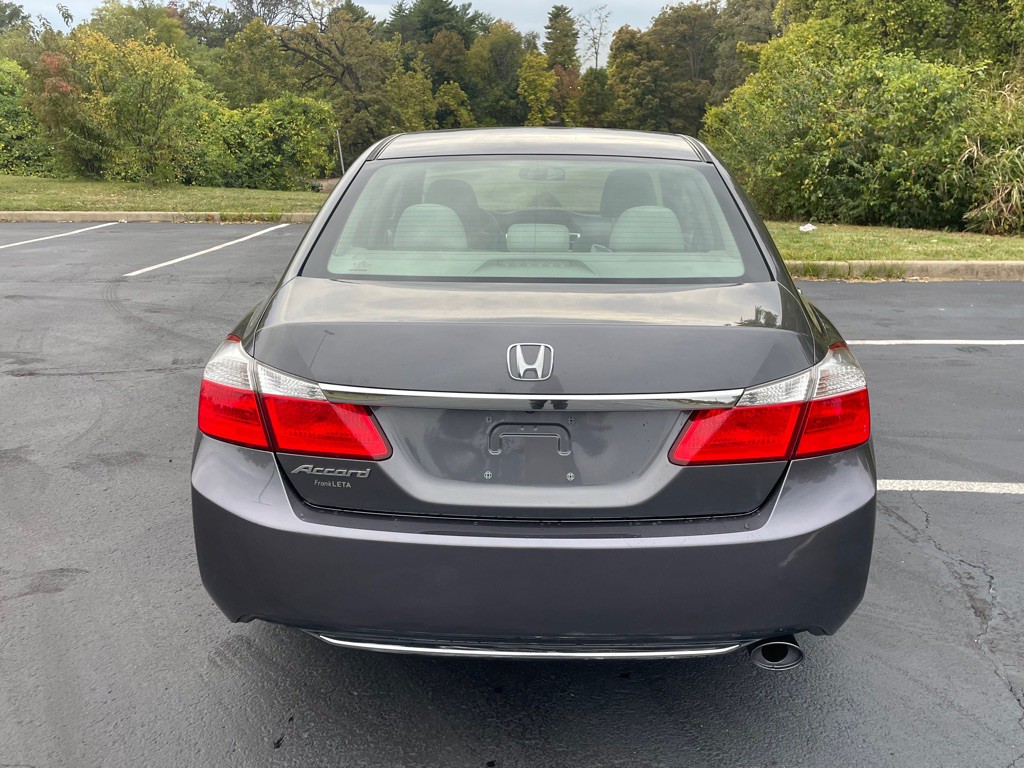 2013 Honda Accord Image 8