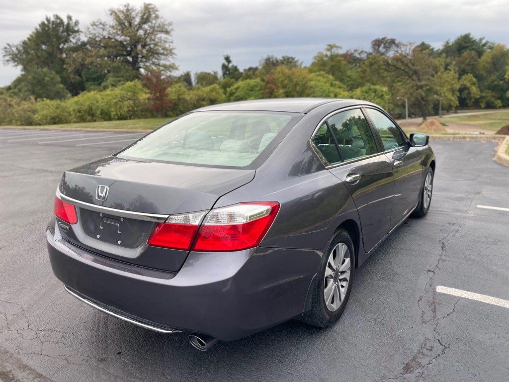 2013 Honda Accord Image 9
