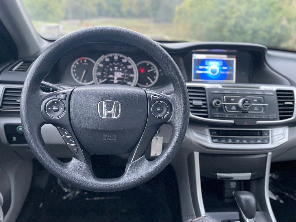 2013 Honda Accord Image 18