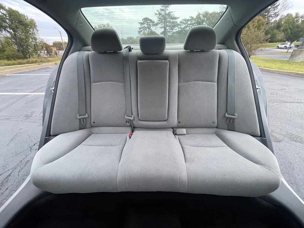 2013 Honda Accord Image 24