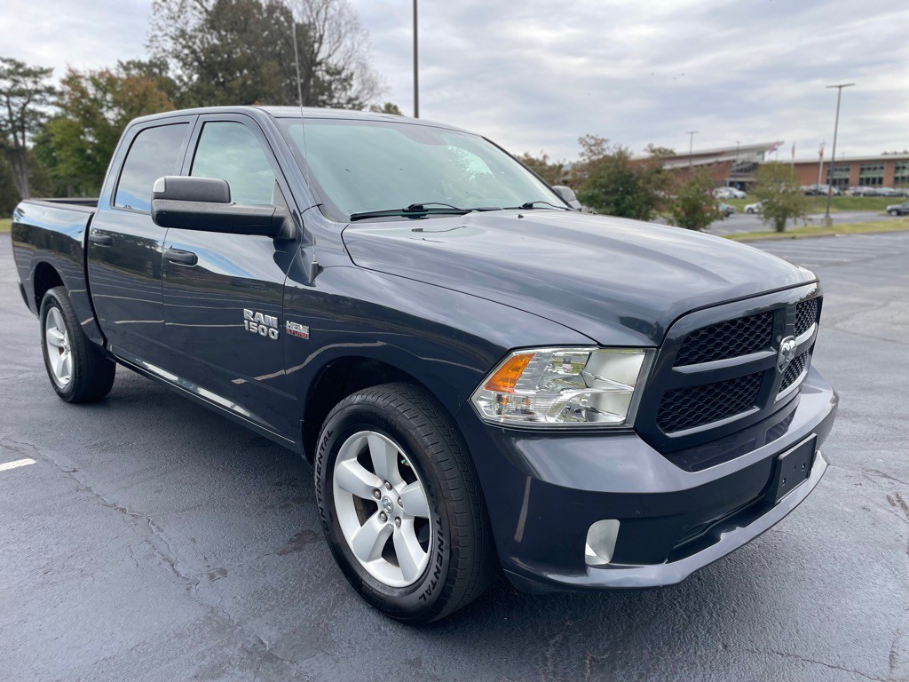 2015 RAM 1500 Image 4