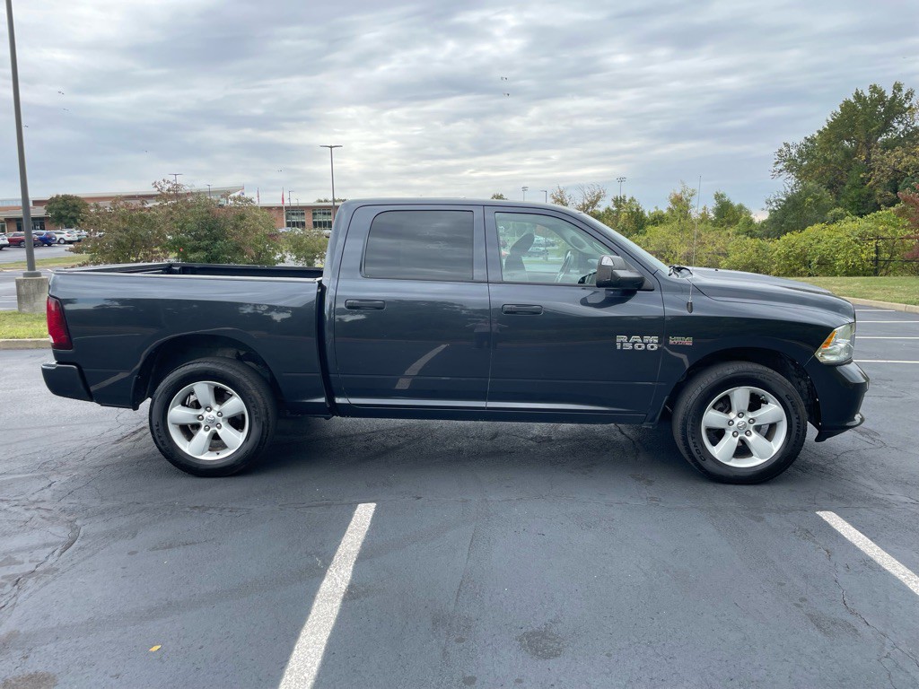 2015 RAM 1500 Image 6