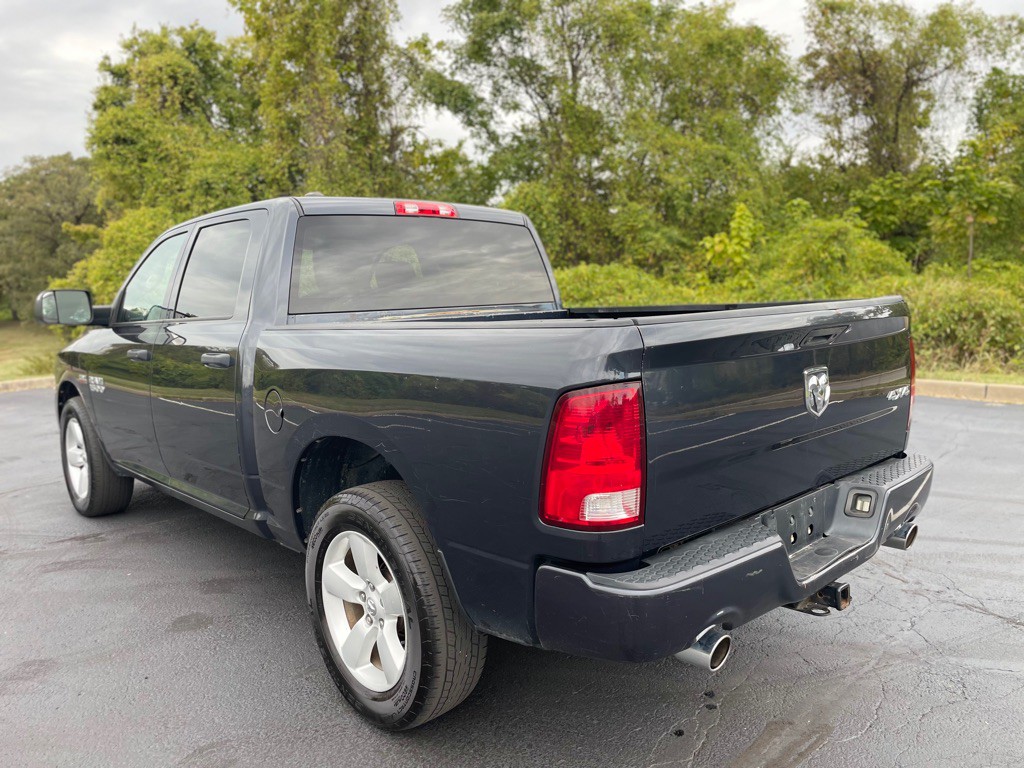 2015 RAM 1500 Image 7