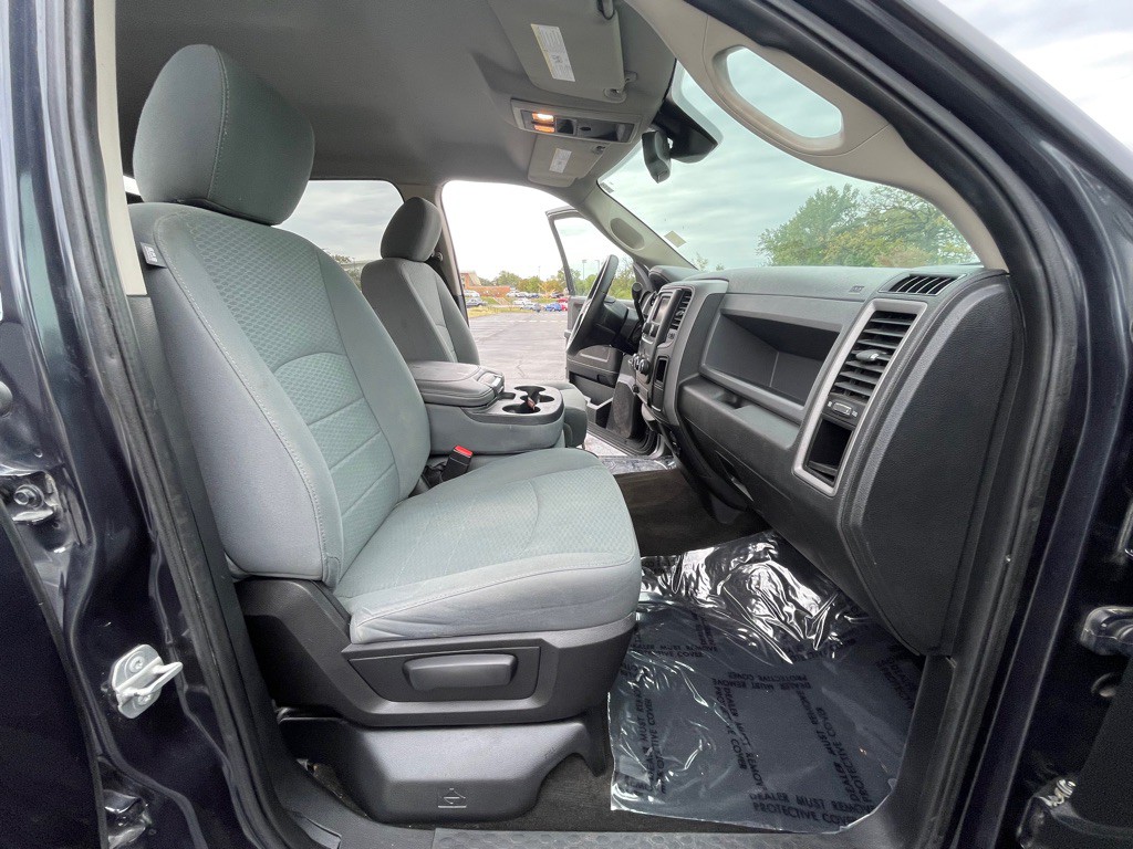 2015 RAM 1500 Image 12