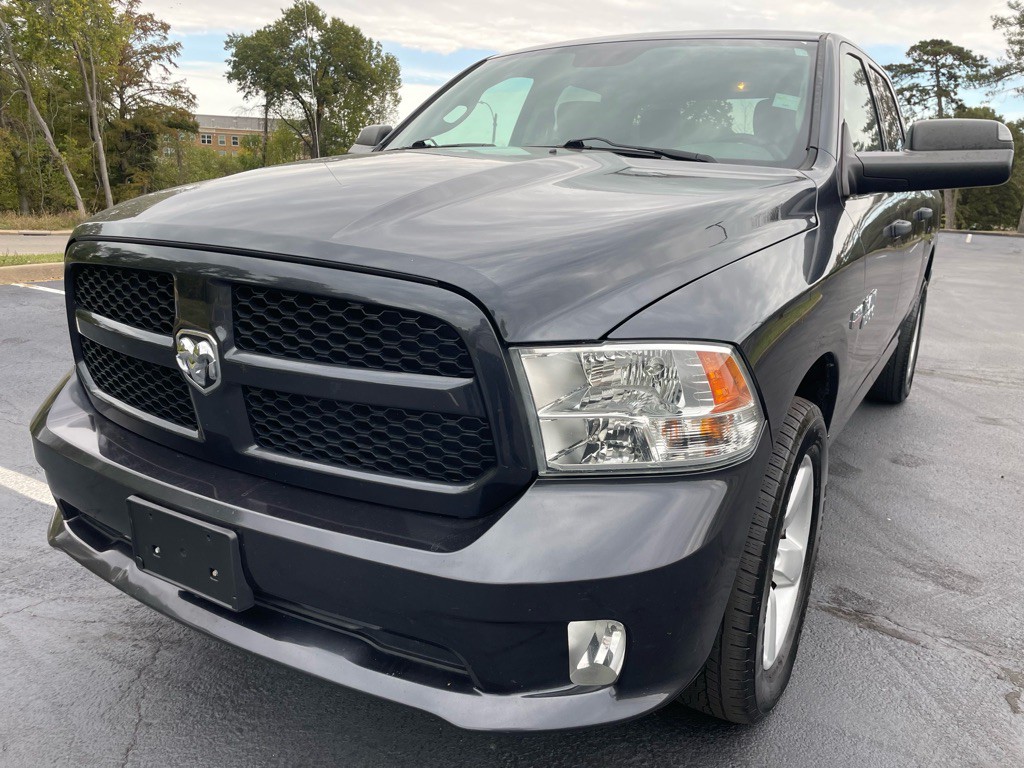 2015 RAM 1500 Image 25