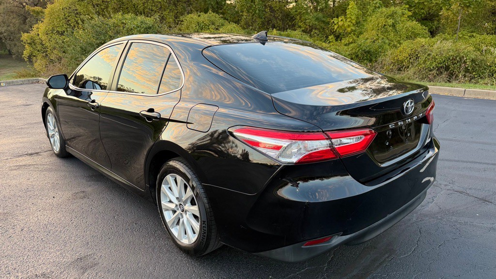 2020 Toyota Camry Image 7