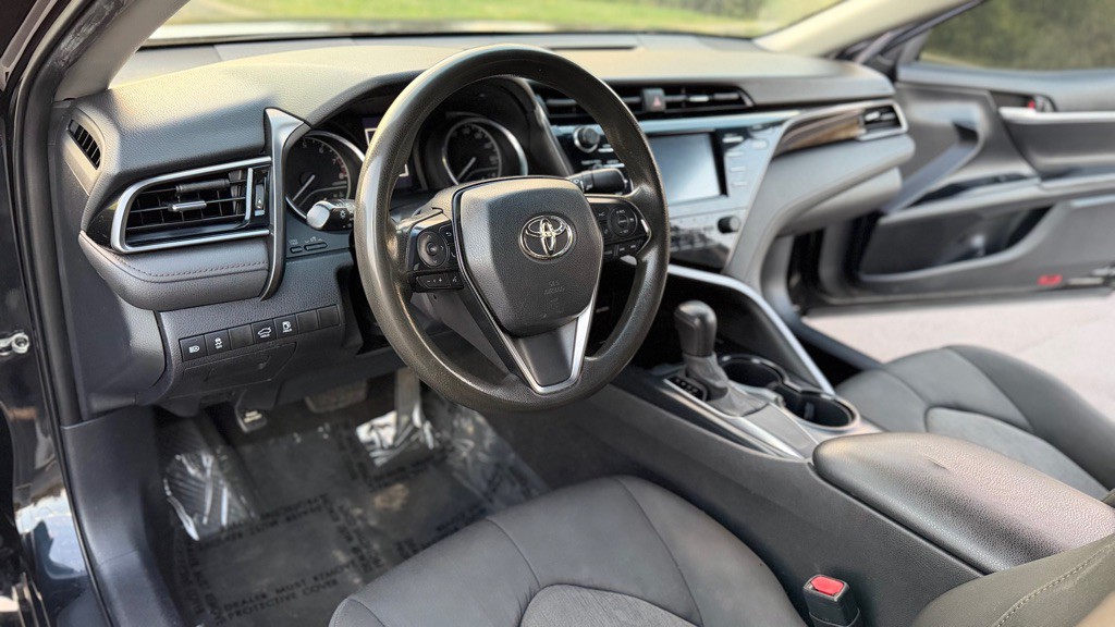 2020 Toyota Camry Image 13