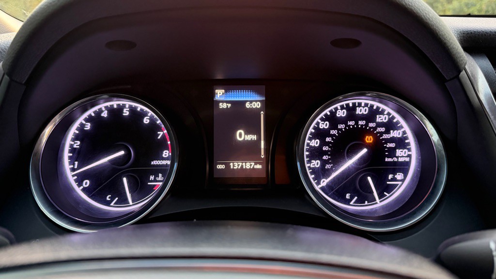 2020 Toyota Camry Image 17