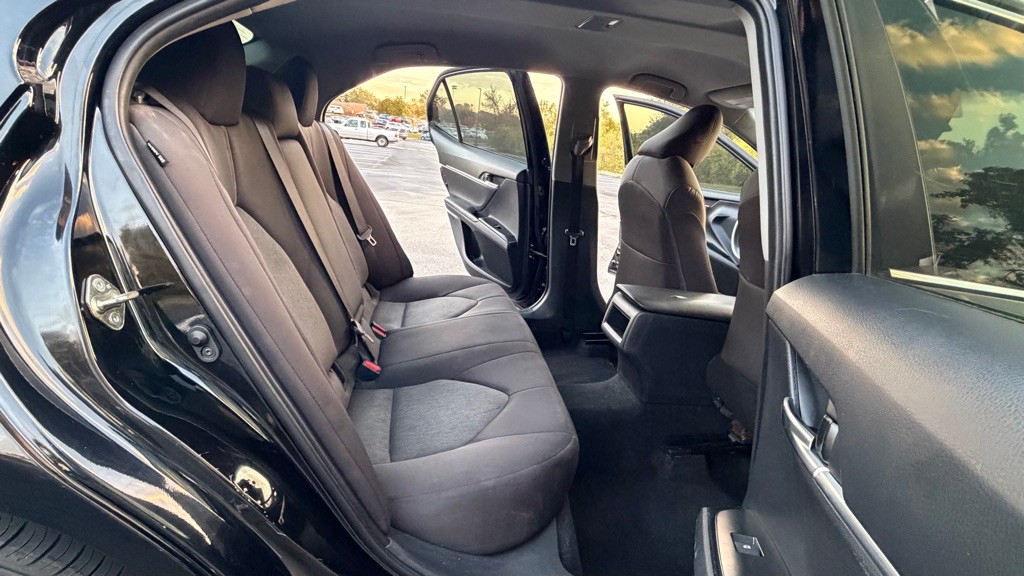 2020 Toyota Camry Image 20