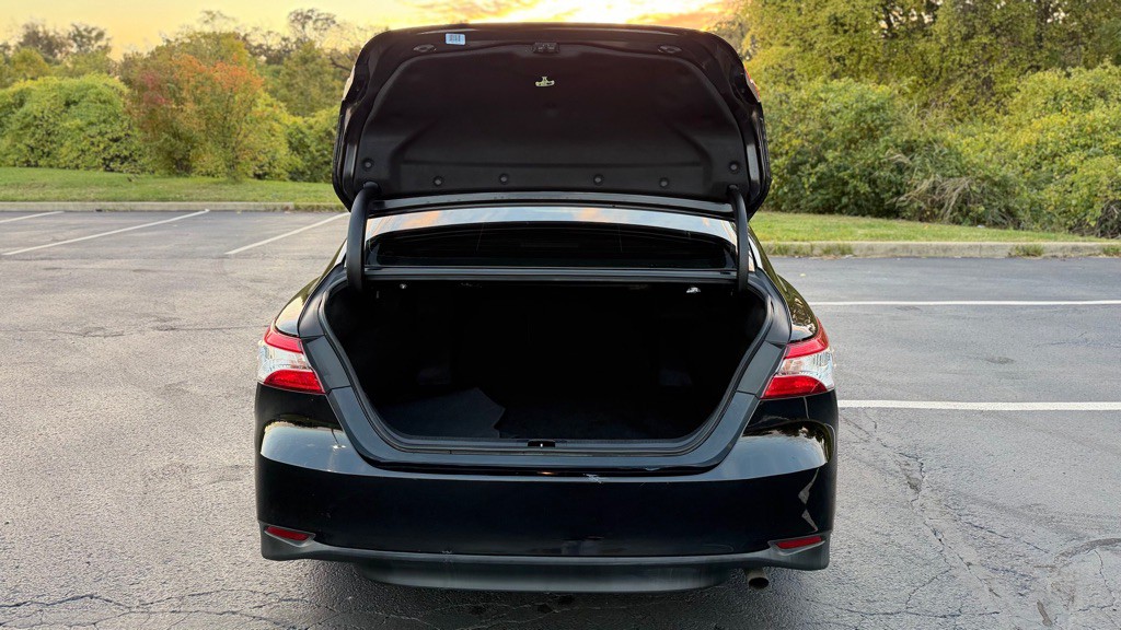 2020 Toyota Camry Image 23