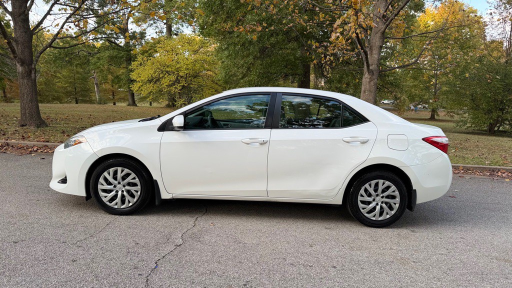 2018 Toyota Corolla Image 3