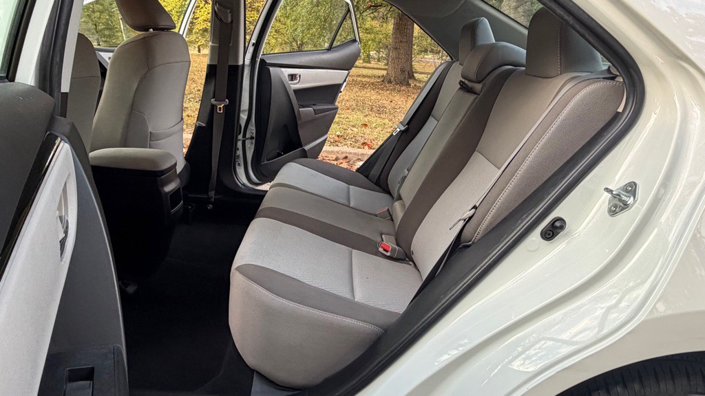 2018 Toyota Corolla Image 22