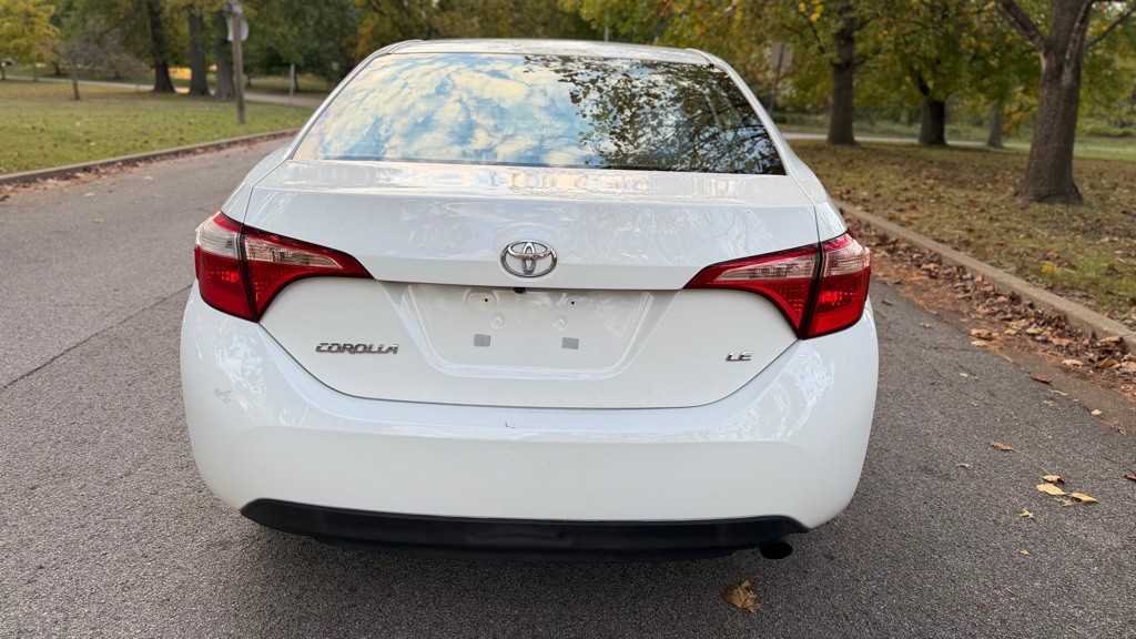 2018 Toyota Corolla Image 23