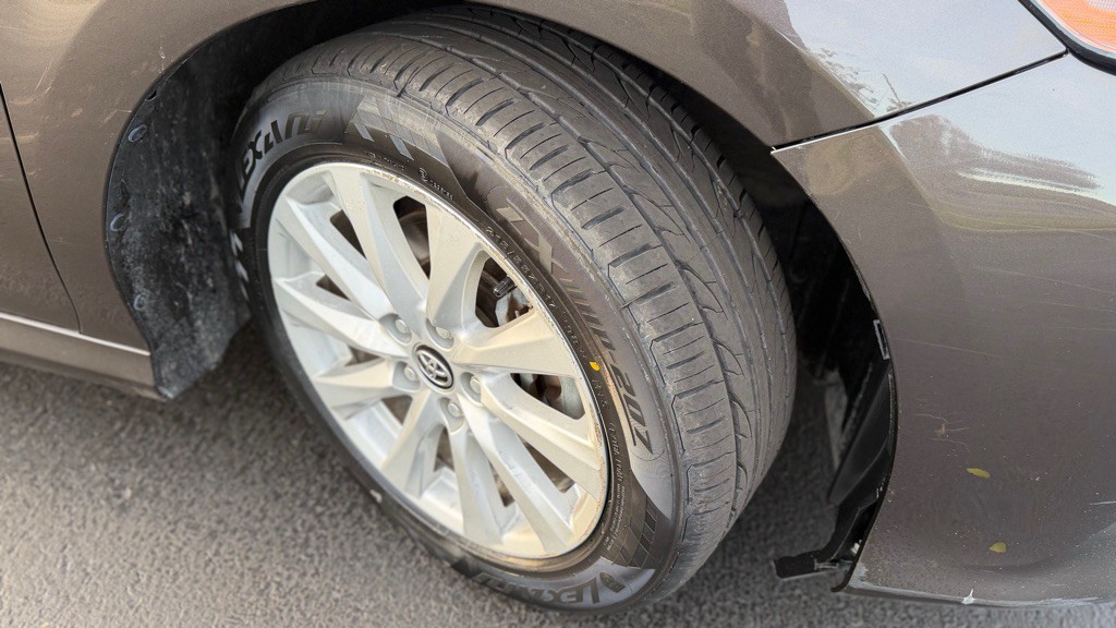 2018 Toyota Camry Image 25