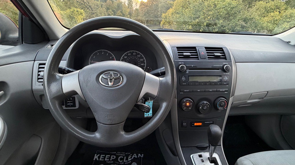 2010 Toyota Corolla Image 16