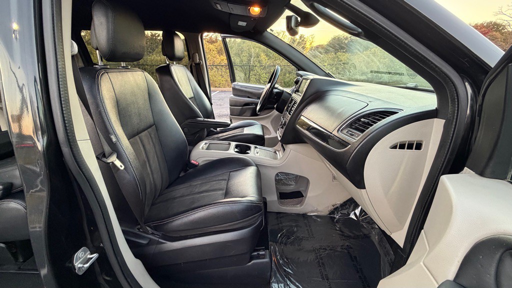 2019 Dodge Grand Caravan Image 12