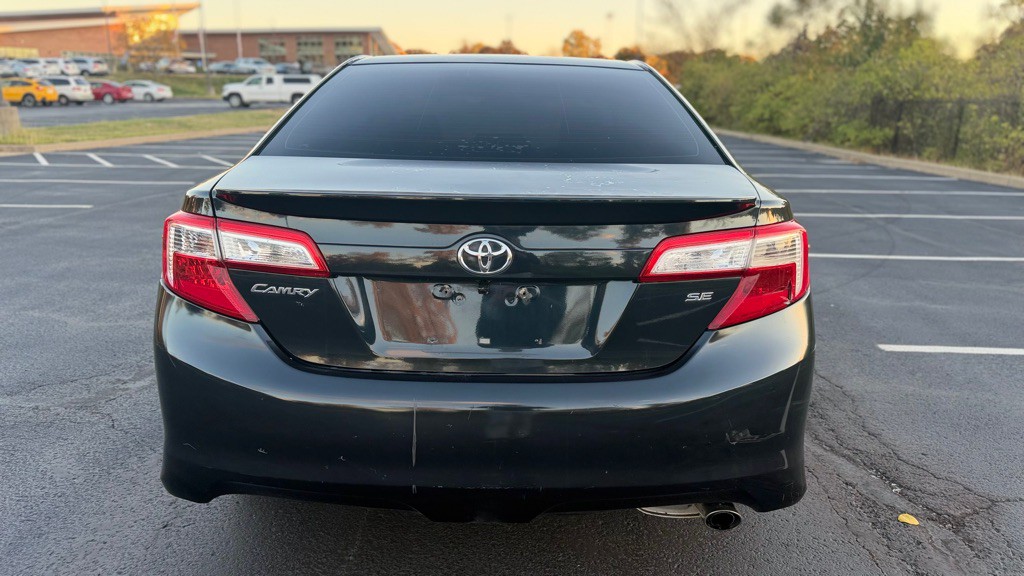 2012 Toyota Camry Image 26