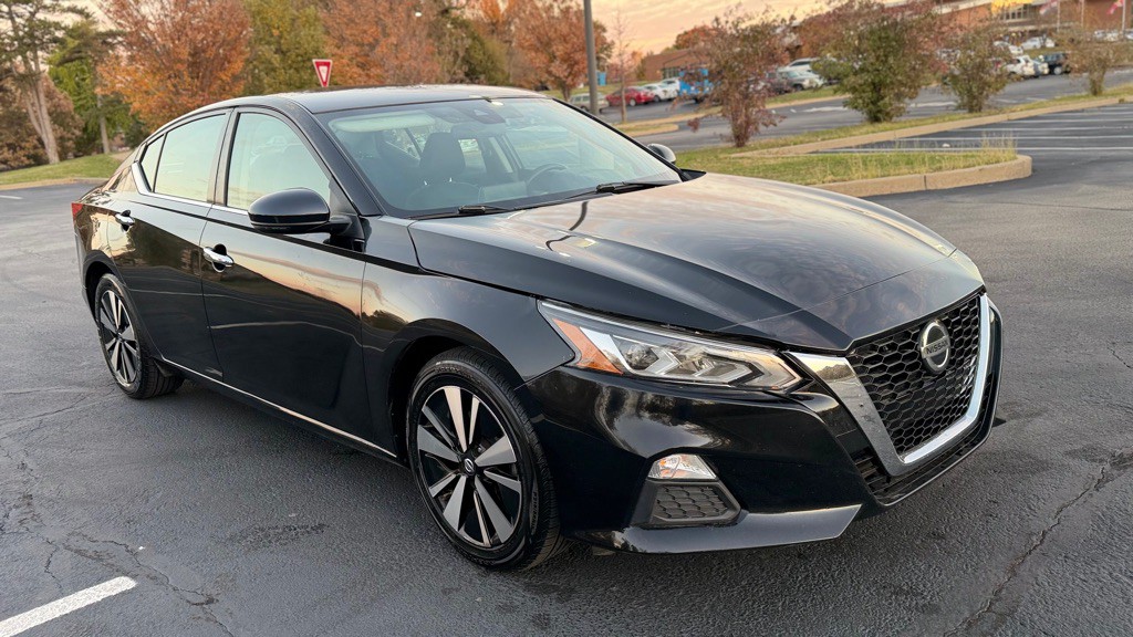 2021 Nissan Altima Image 4