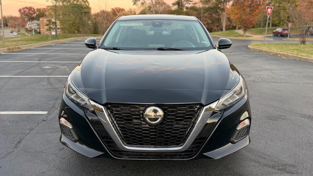 2021 Nissan Altima Image 5