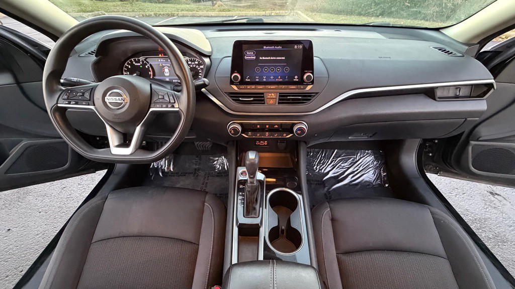 2021 Nissan Altima Image 13