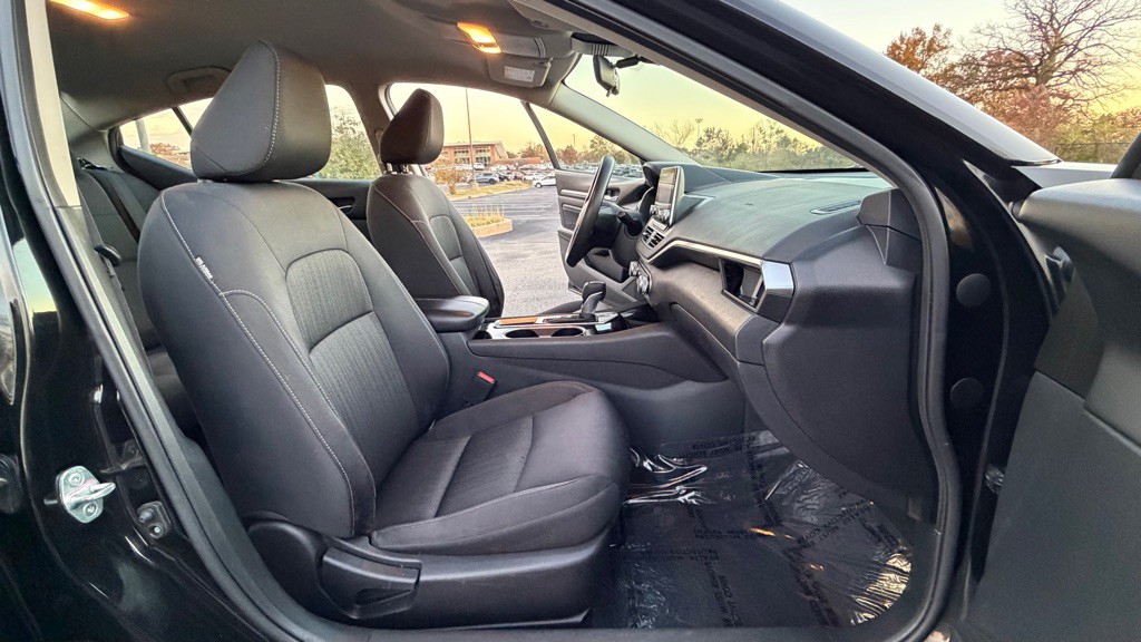 2021 Nissan Altima Image 14