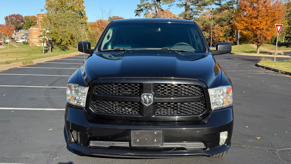 2019 RAM 1500 Image 2
