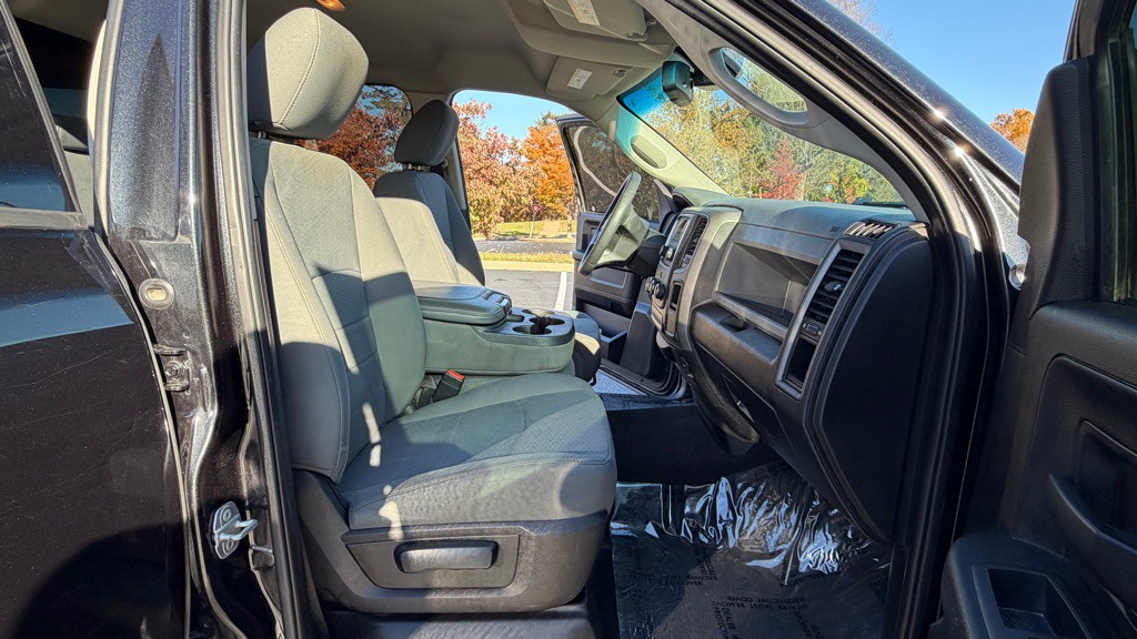 2019 RAM 1500 Image 9