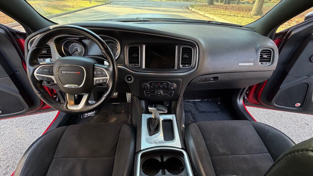 2016 Dodge Charger Image 13