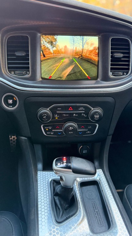 2016 Dodge Charger Image 25