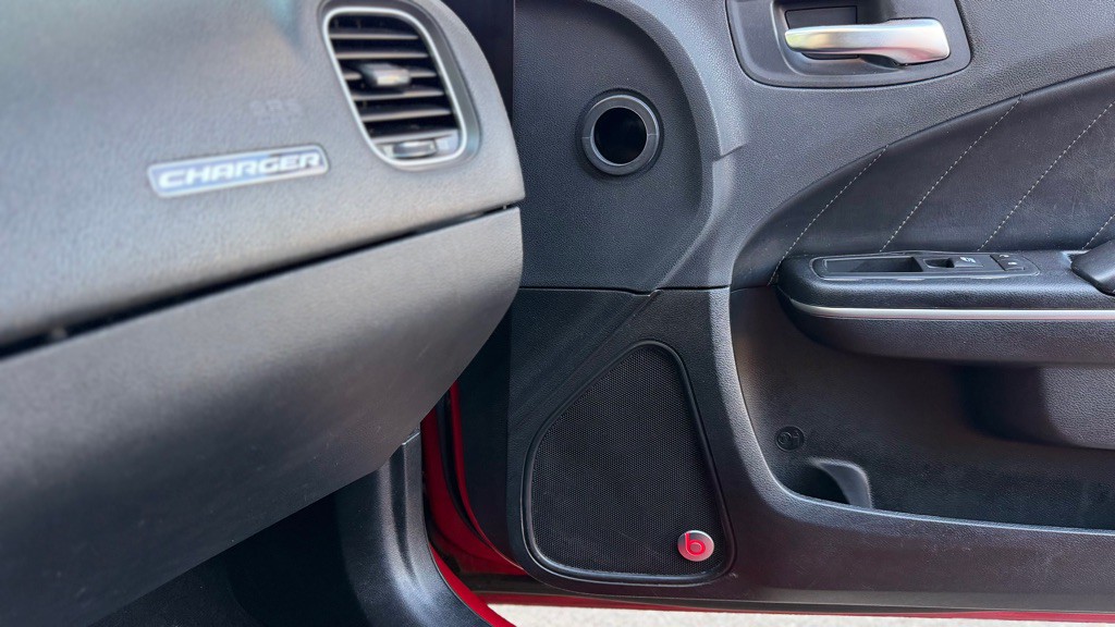 2016 Dodge Charger Image 26