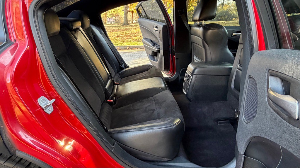 2016 Dodge Charger Image 30