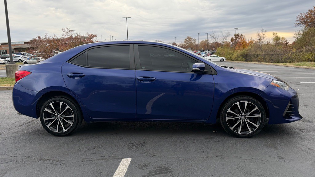 2017 Toyota Corolla Image 6