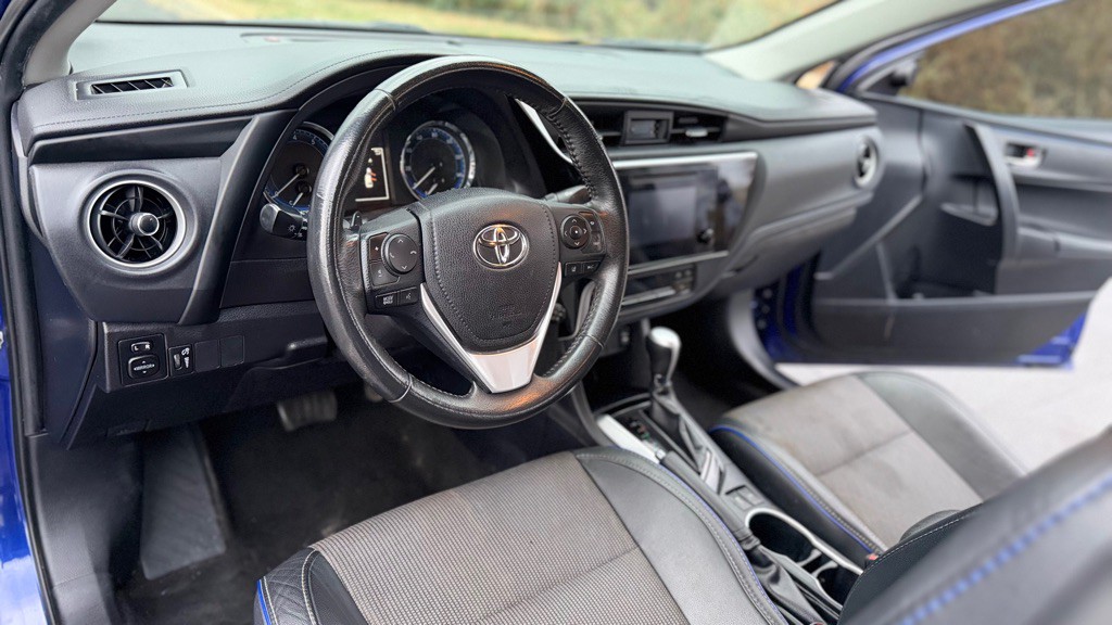 2017 Toyota Corolla Image 13