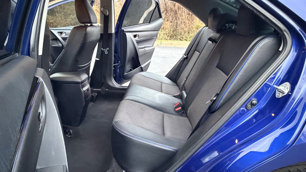 2017 Toyota Corolla Image 22