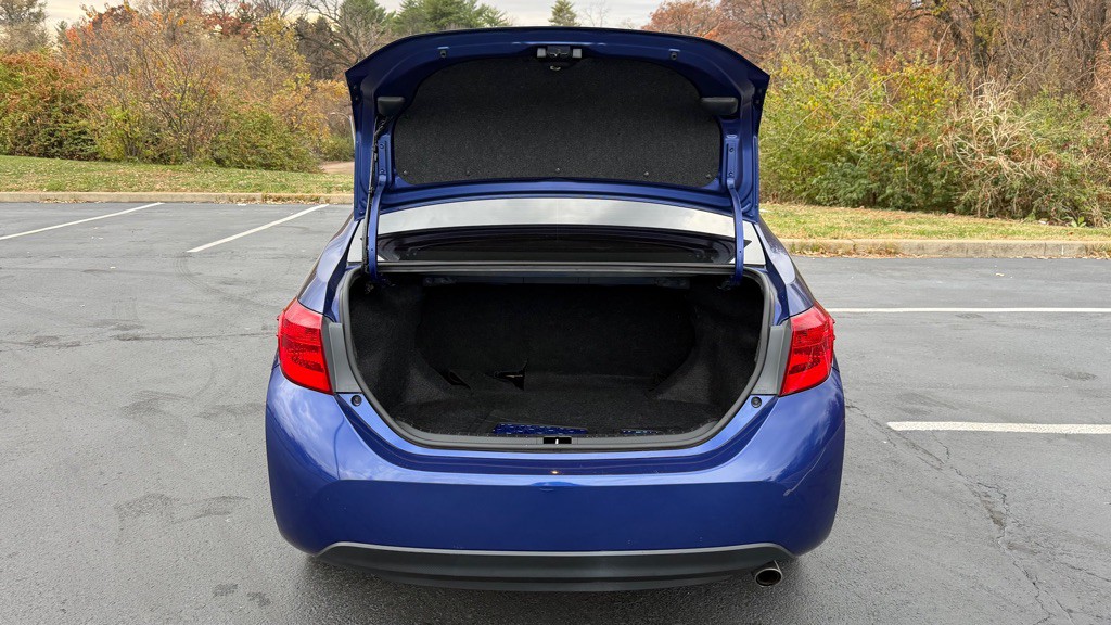 2017 Toyota Corolla Image 25