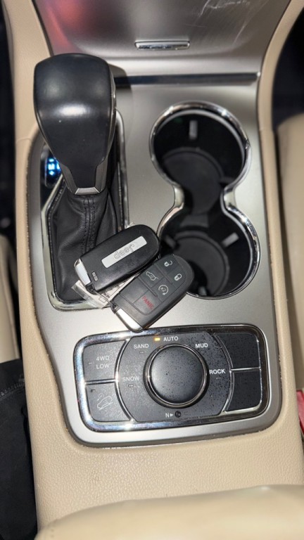 2018 Jeep Grand Cherokee Image 23