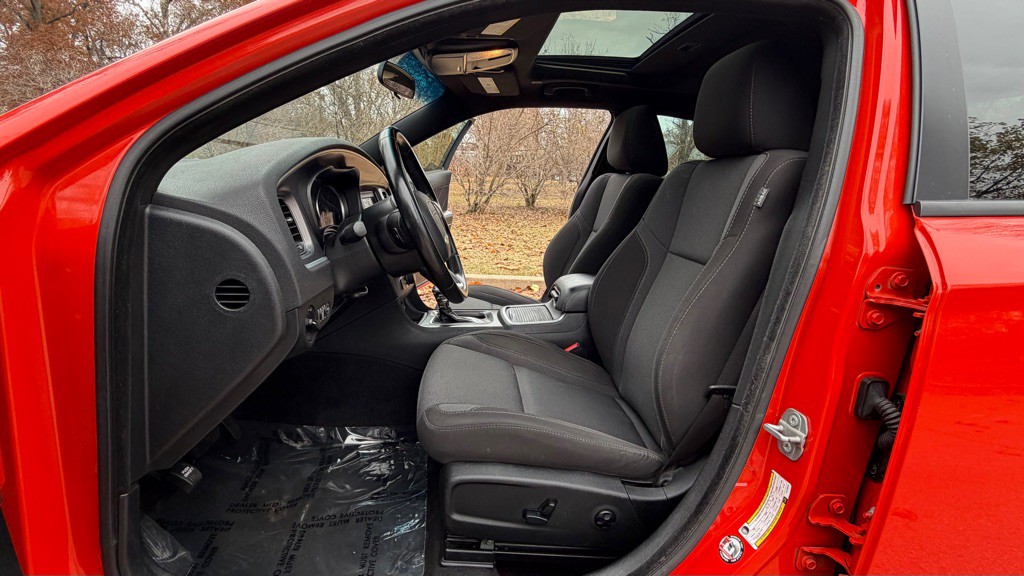 2020 Dodge Charger Image 12