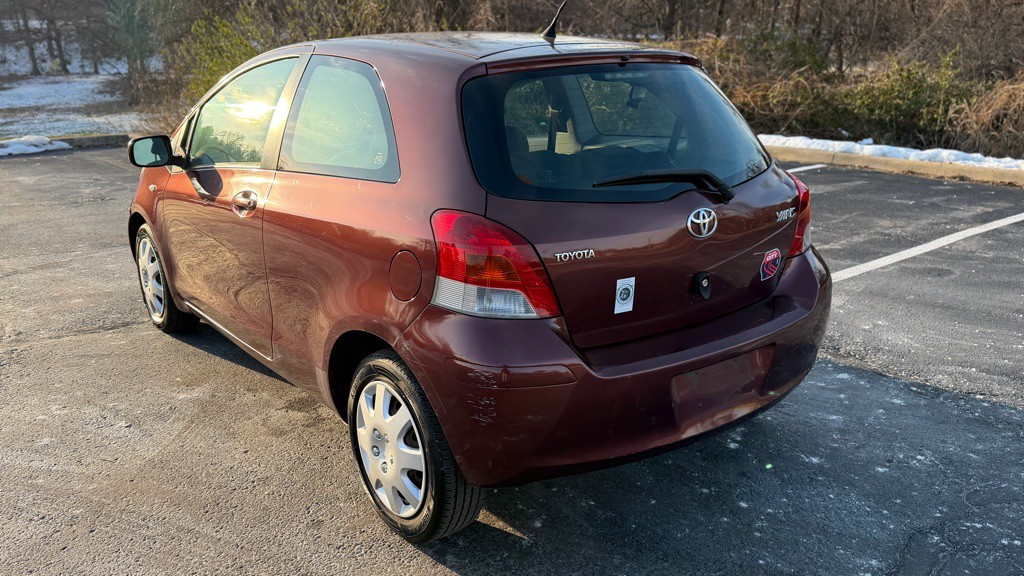 2009 Toyota Yaris Image 5
