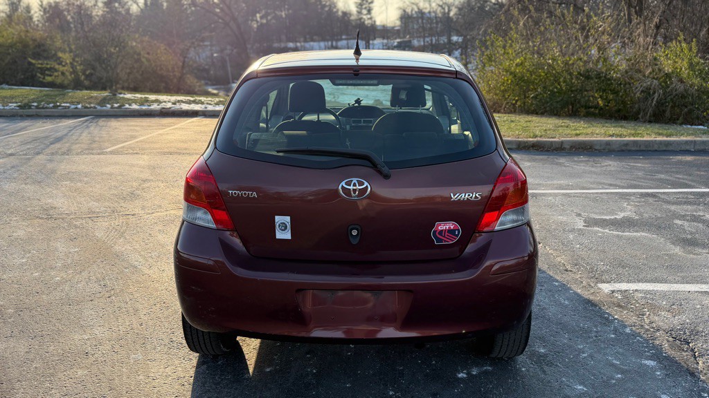 2009 Toyota Yaris Image 6