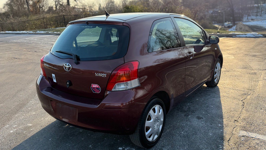 2009 Toyota Yaris Image 7