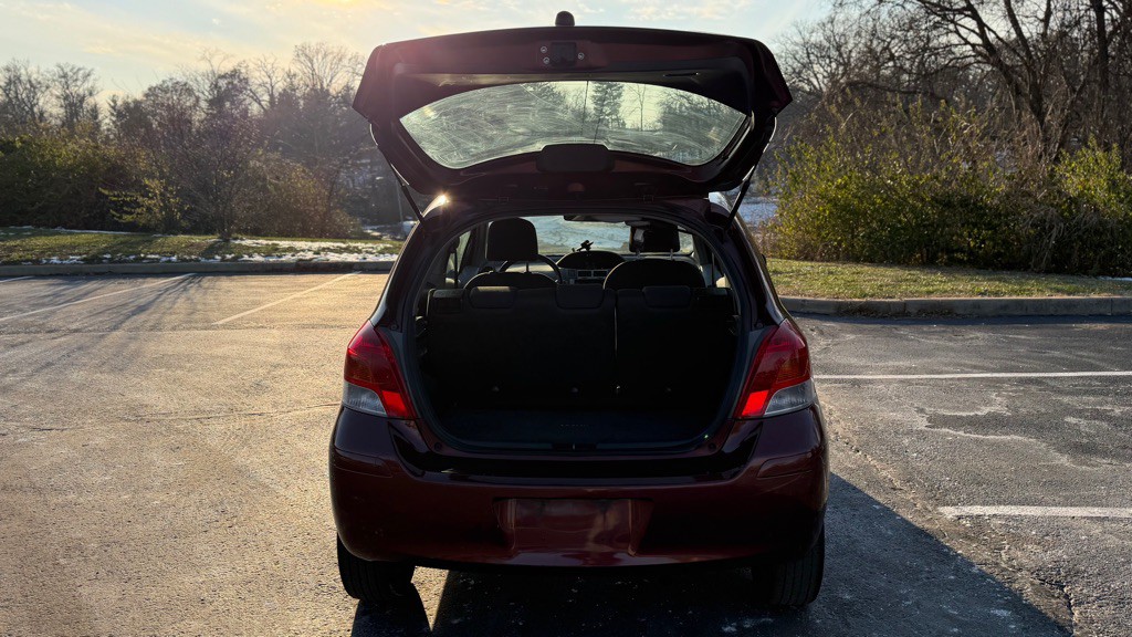 2009 Toyota Yaris Image 8