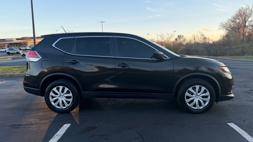 2016 Nissan Rogue Image 6
