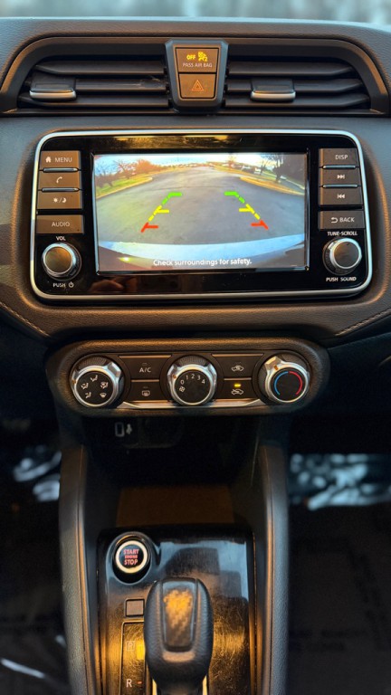 2020 Nissan Versa Image 19