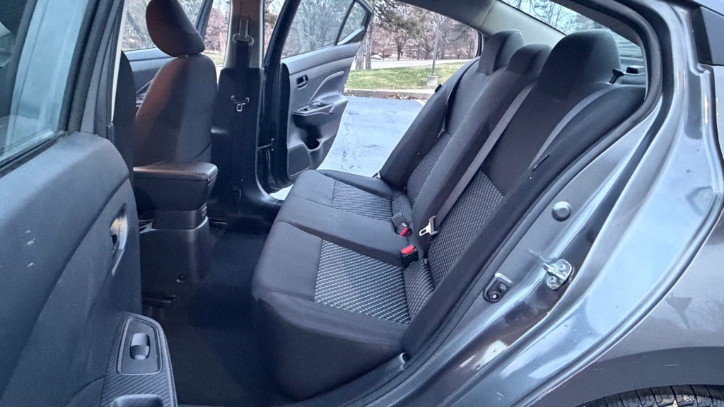 2020 Nissan Versa Image 22