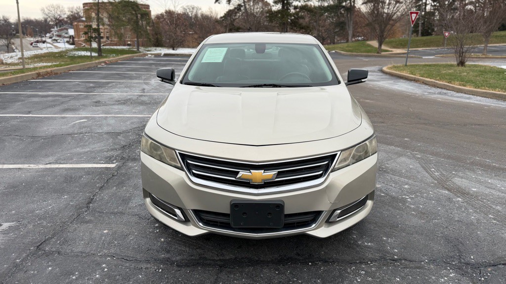 2015 Chevrolet Impala Image 2