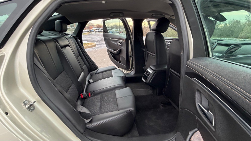 2015 Chevrolet Impala Image 20