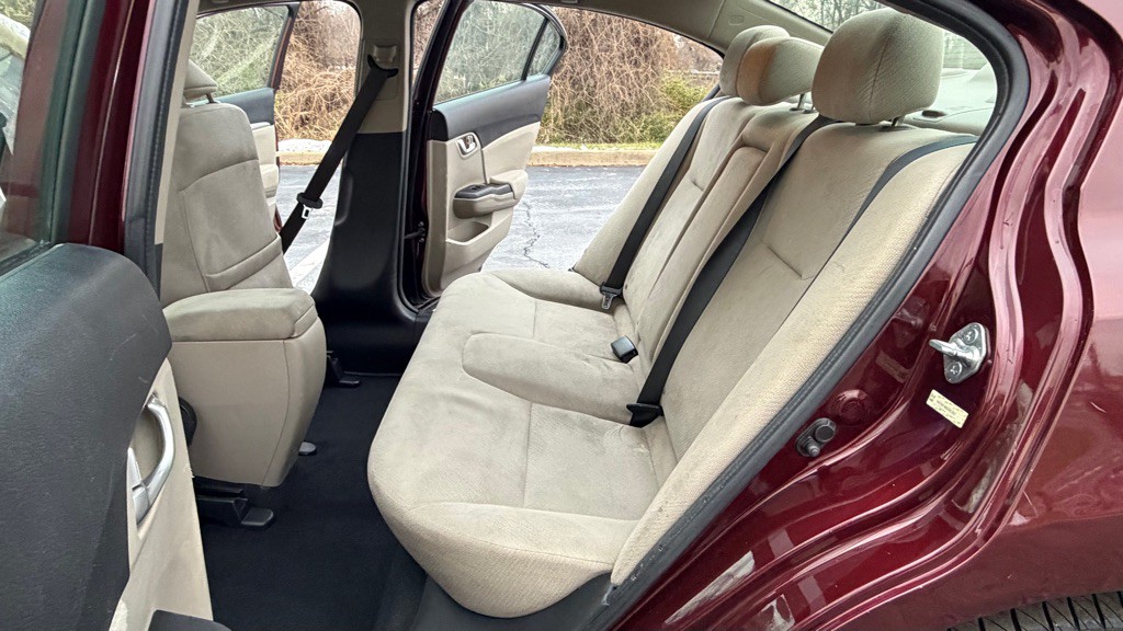 2013 Honda Civic Image 24