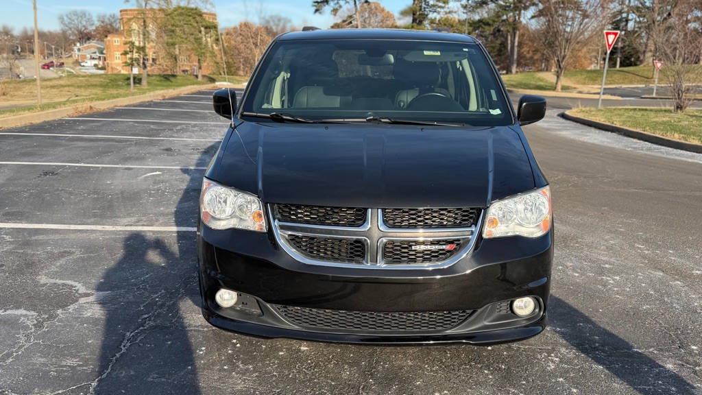 2019 Dodge Grand Caravan Image 2